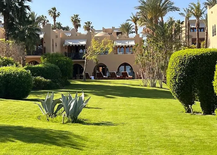 فيلة At Four Seasons *